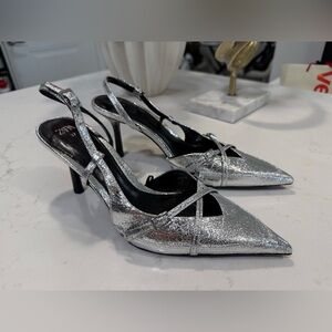 Zara Metallic Silver Kitten Heel Pumps – Size 37 Brand New